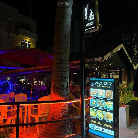 Leisure Boutique Maafushi 维尼家 Hotel Buitenkant foto