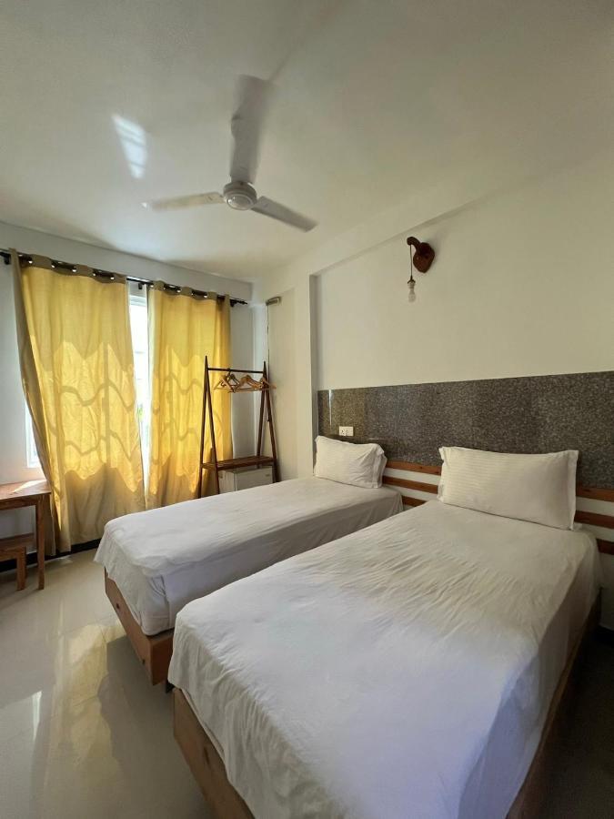 Leisure Boutique Maafushi 维尼家 Hotel Buitenkant foto