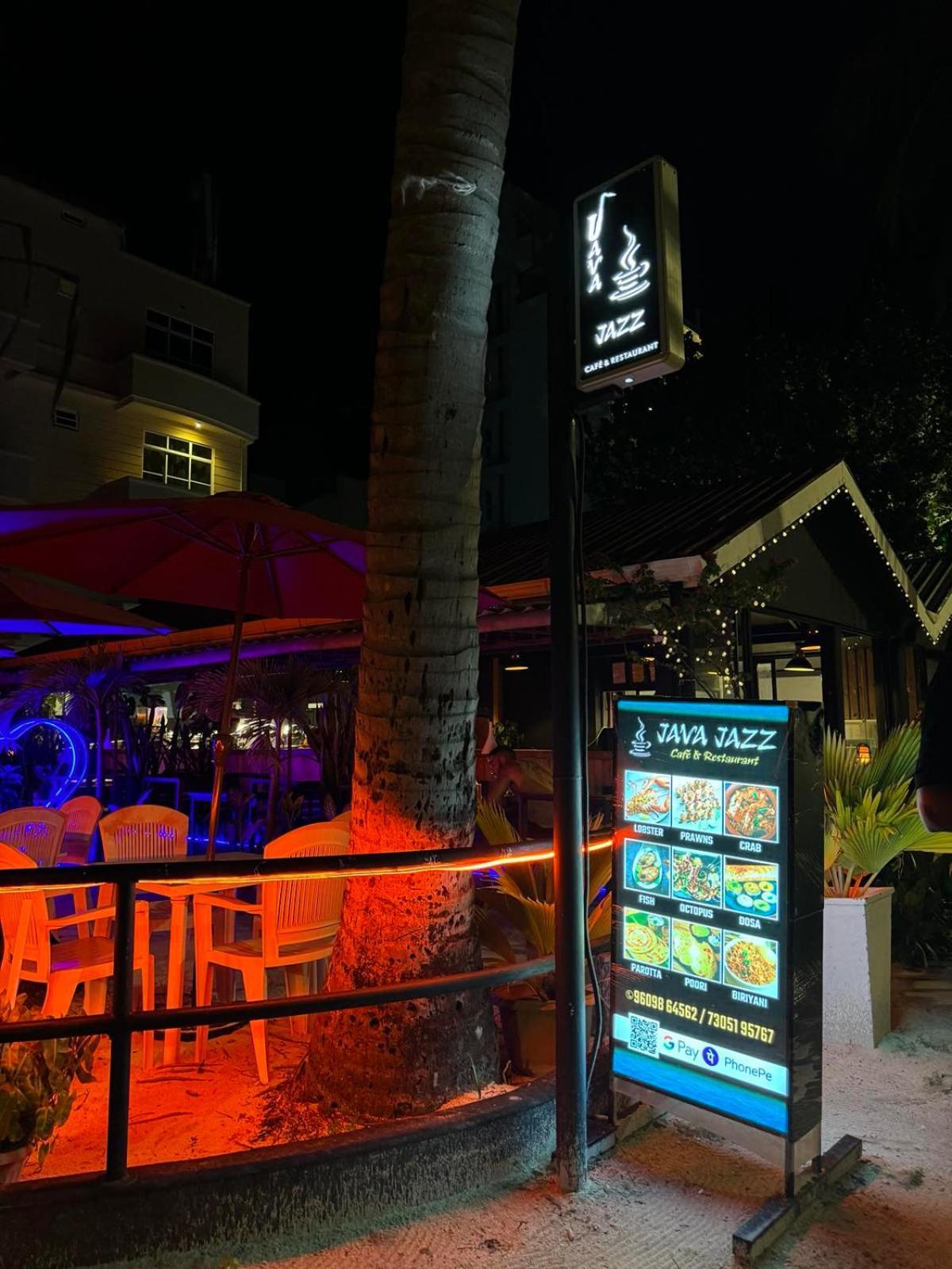 Leisure Boutique Maafushi 维尼家 Hotel Buitenkant foto